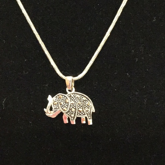 Sterling .925 Marcasite Elephant on silvertone snake chain - Picture 1 of 5